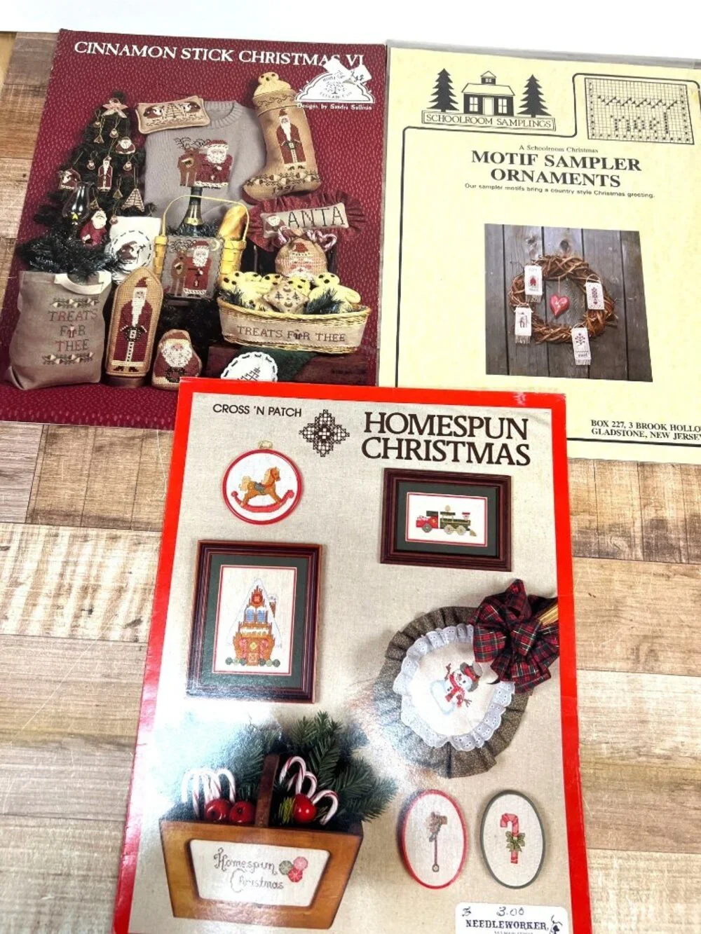 3 Cross-Stitch Christmas Pattern Books: Homespun Motif Sampler Ornaments Cinnamo